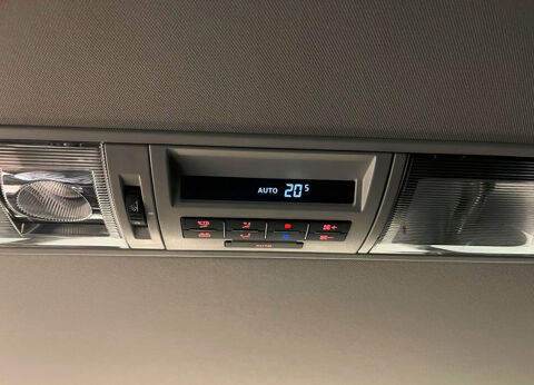 MULTIVAN Multivan 2.0 TDI 150 DSG7 Comfortline 2016 occasion 85600 Montaigu