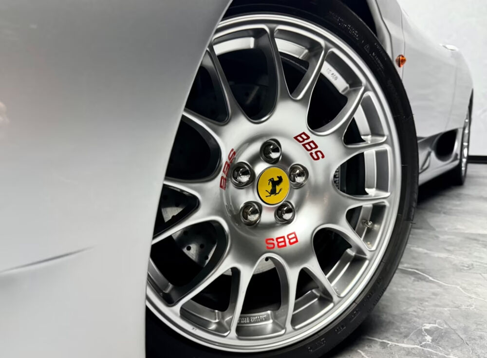 F360 Modena V8 2002 occasion 85600 Montaigu