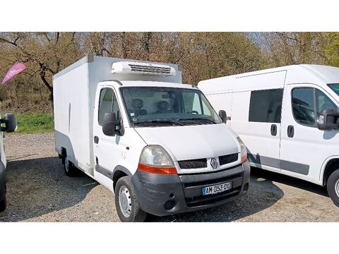 Annonce voiture Renault Master 7500 €