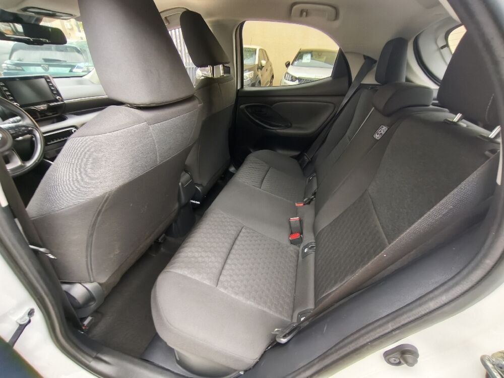 Yaris 1.5i 116ch Design 2022 occasion 30000 N&icirc;mes