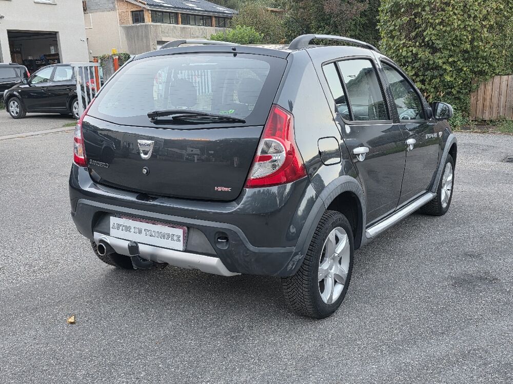 Sandero 1.6 16V 105 Bioethanol Stepway 2012 occasion 38190 BERNIN
