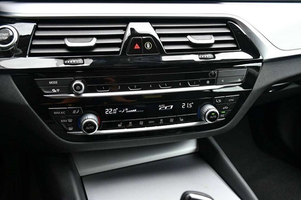 S&eacute;rie 5 520e 204ch 1MAIN/CAM/CUIRCHAUF/SIEGAMEMOIRE/CARPLAY/GAR12MOI 2022 occasion 59280 Armenti&egrave;res