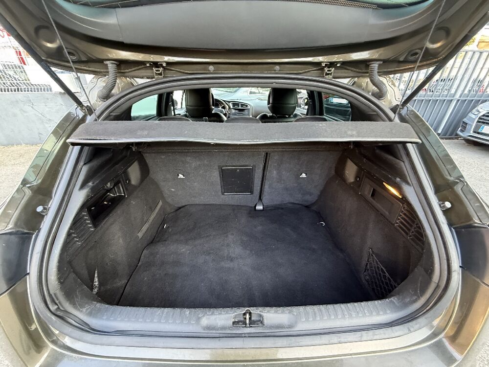 DS4 e-HDi 115 Airdream So Chic BMP6 2013 occasion 30000 N&icirc;mes