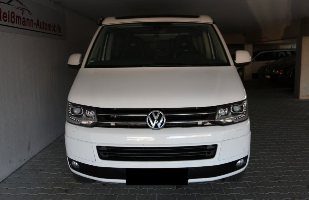 MULTIVAN California 2.0 TDI 140 Confortline DSG7 2013 occasion 85600 Montaigu