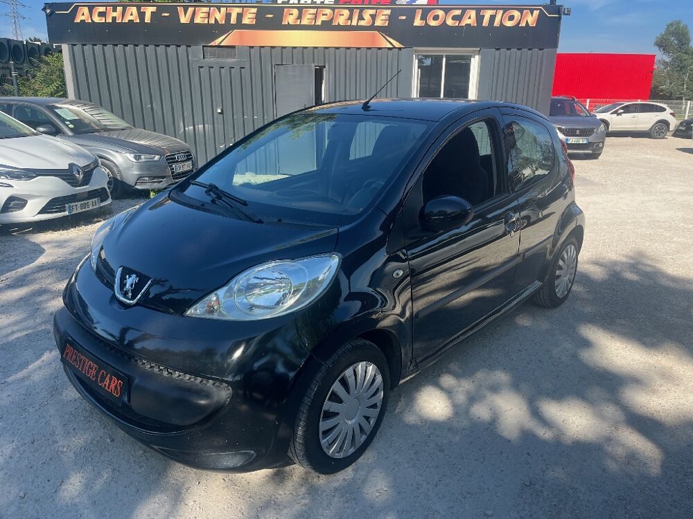 107 1.0e 12V 68ch Trendy 2005 occasion 84000 AVIGNON