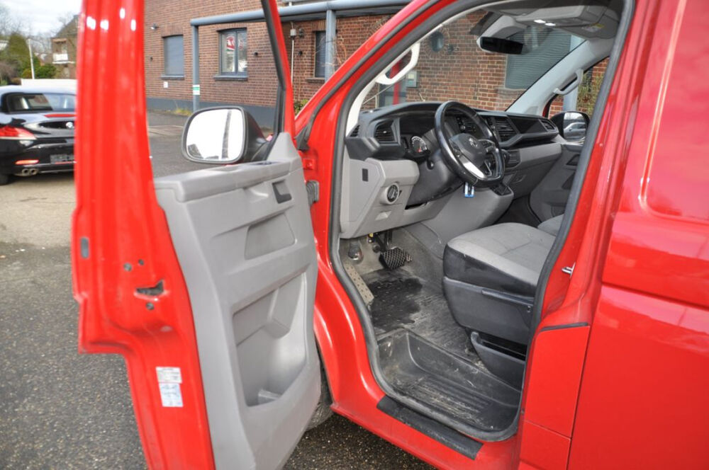 Transporter Combi TRANSPORTER 6.1 LONG 2.0 TDI 150 DSG7 2020 occasion 85600 Montaigu
