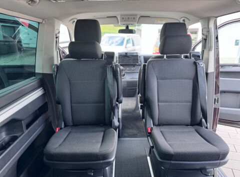 MULTIVAN Multivan 2.0 TDI 150 2017 occasion 85600 Montaigu