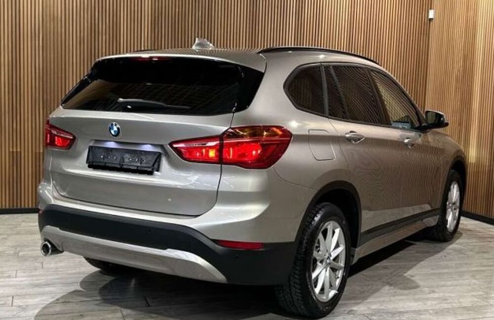 X1 sDrive 16d 116ch Auto. CUIR/REGVIT/PARKSENSOR/GPS/GAR12MOIS 2021 occasion 59280 Armenti&egrave;res