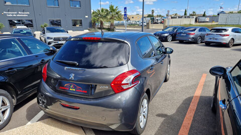 208 1.2 PureTech 82ch BVM5 Style DISTRI OK SUIVI COMPLET 2015 occasion 66750 Saint-Cyprien