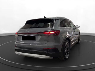 Q4 e-tron 45 quattro 265 ch 82 kW S line 2022 occasion 85600 Montaigu