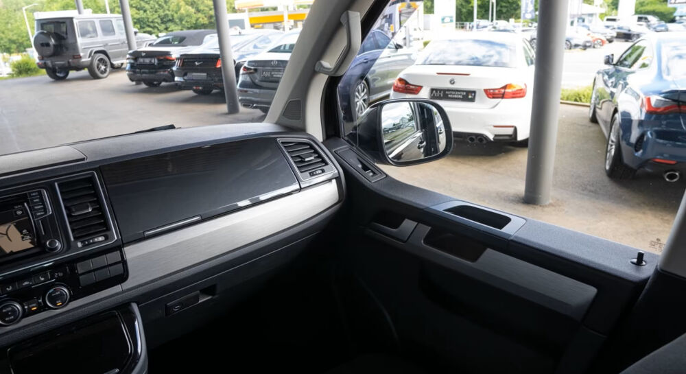 MULTIVAN Multivan 2.0 TDI 150 DSG7 2015 occasion 85600 Montaigu