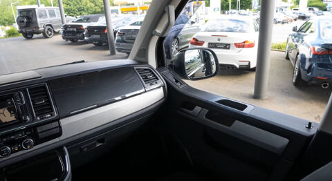 MULTIVAN Multivan 2.0 TDI 150 DSG7 2015 occasion 85600 Montaigu