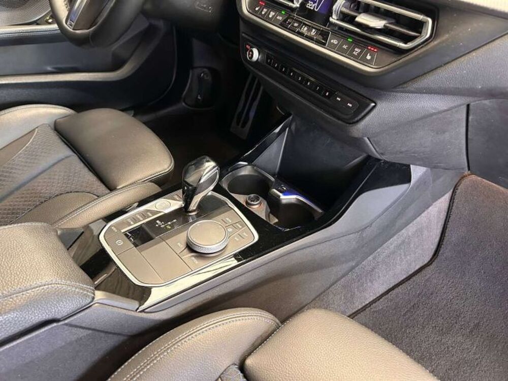 Serie 2 218d 150ch BVA8 M Sport CARPLAY/SIEGCHAUF/ECLAIRAMBIANCE/PAR 2021 occasion 59280 Armenti&egrave;res