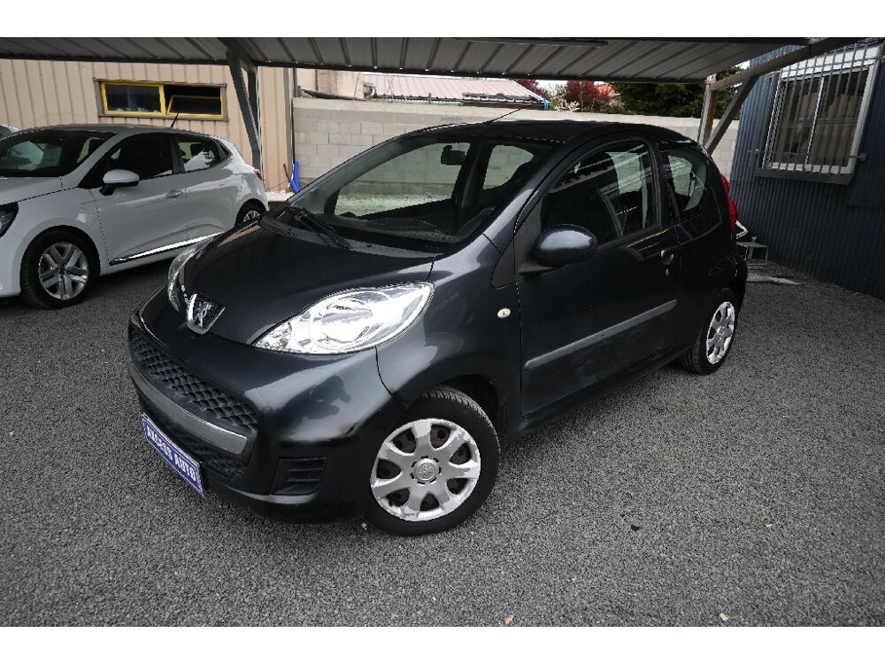 107 1.0e 12V 68ch BLUE LION Trendy 2010 occasion 63800 Cournon-d'Auvergne