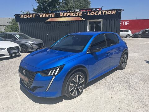 Peugeot 208 (100CH GT Line)