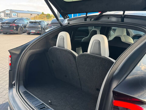 Model X MODEL X 100 kWh Tri-Motor Plaid 2024 occasion 85600 Montaigu
