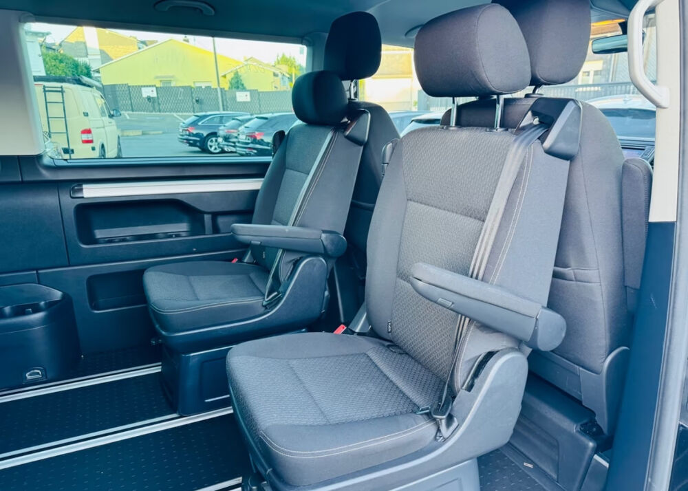 MULTIVAN Multivan 2.0 TDI 150 DSG7 2015 occasion 85600 Montaigu
