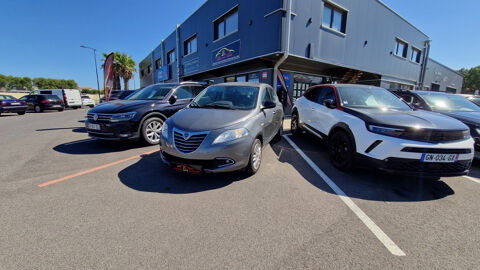 Lancia ypsilon (1.2 8v 69 ch Stop et Start Elefantino P