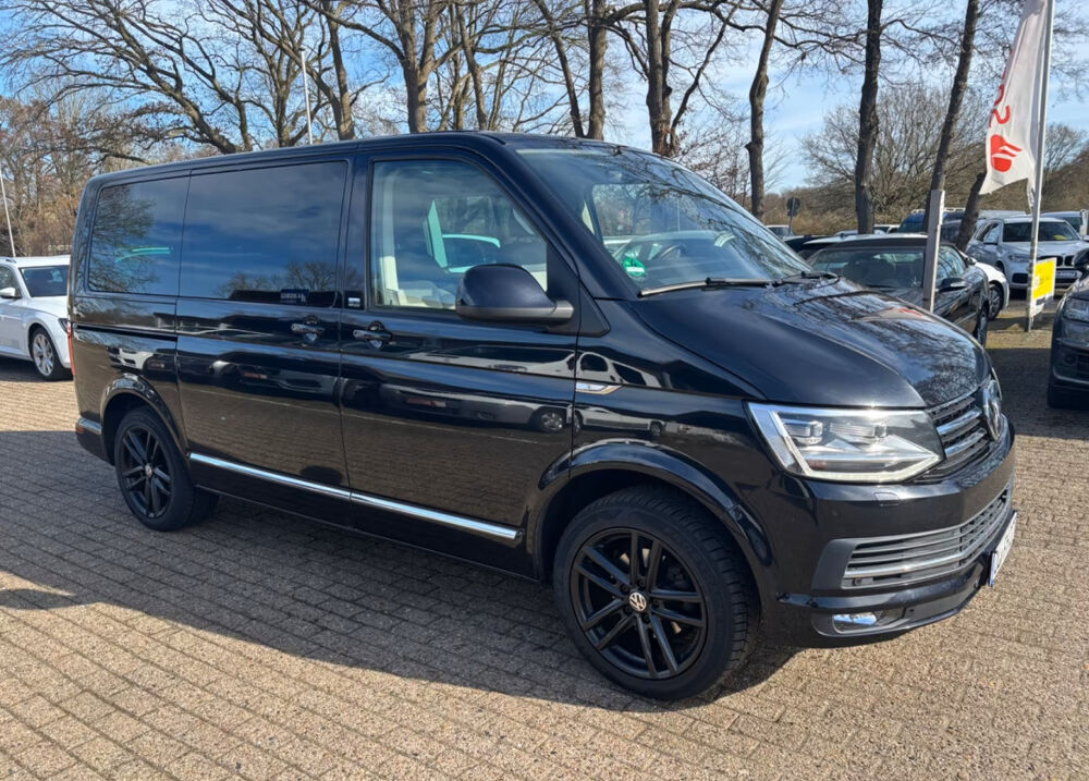 MULTIVAN Multivan 2.0 TDI 150 Generation Six 2015 occasion 85600 Montaigu