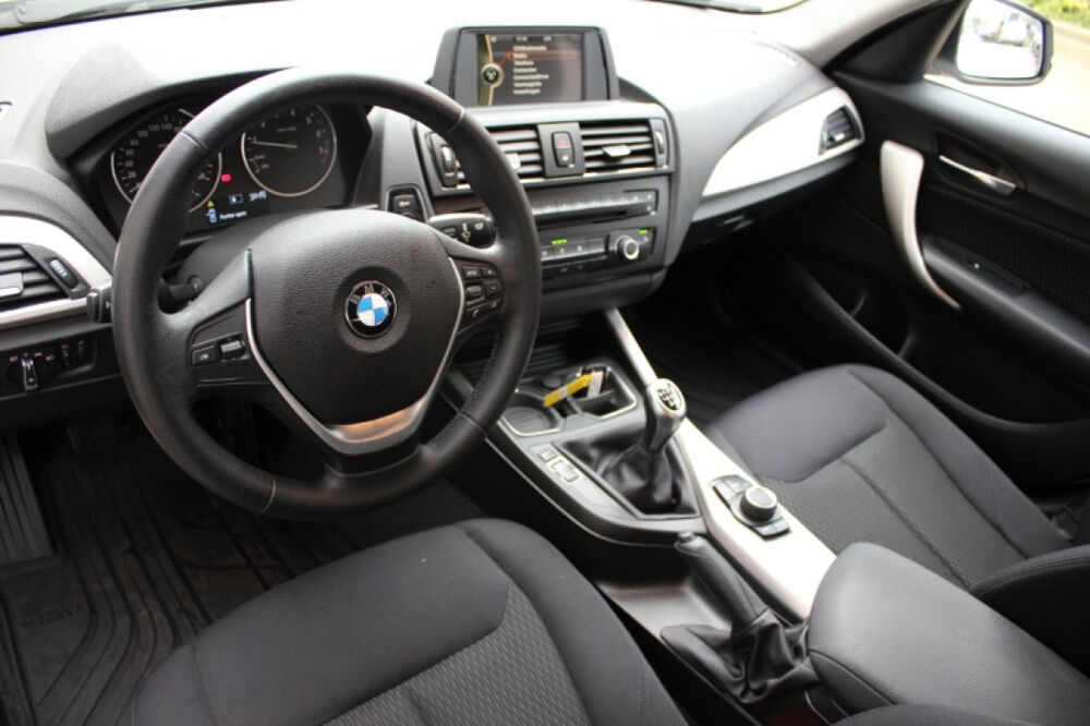 S&eacute;rie 1 116i 136ch SIEGCHAUF/BLTH/PARKSENSOR/JA/GAR12MOIS 2014 occasion 59280 Armenti&egrave;res