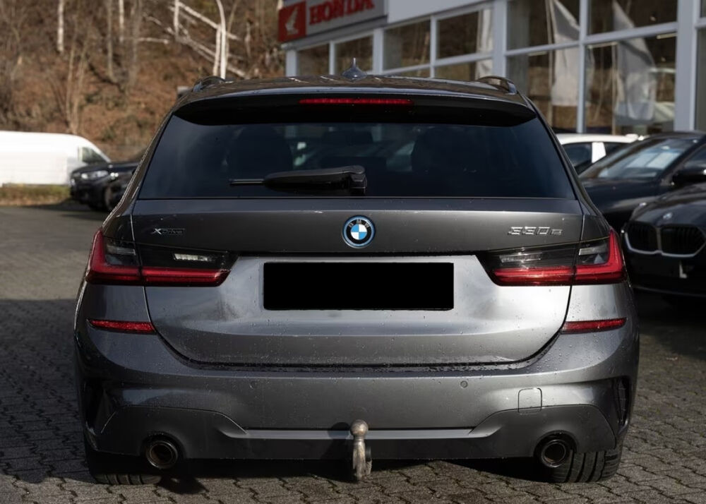 S&eacute;rie 3 Touring 330e xDrive 292 ch BVA8 M Sport 2021 occasion 85600 Montaigu