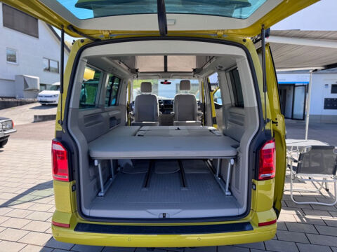 MULTIVAN California 2.0 TDI 150 DSG7 4Motion Beach 2016 occasion 85600 Montaigu