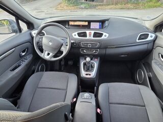 Sc&eacute;nic III 1.5 dCi 105 eco2 Dynamique 2010 occasion 38190 BERNIN