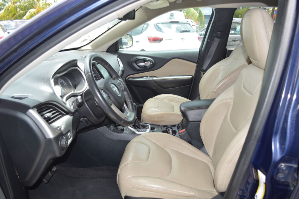 Cherokee 2.2L Multijet S et S 200 Active Drive II BVA Limite 2016 occasion 97122 Baie-Mahault