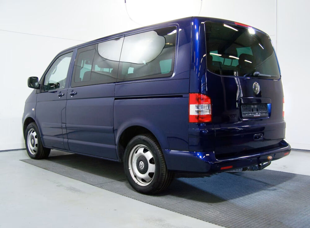 MULTIVAN Multivan 2.5 TDI 174 Highline 2009 occasion 85600 Montaigu