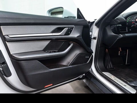 Taycan 598 ch GTS Sport Turismo 2024 occasion 85600 Montaigu