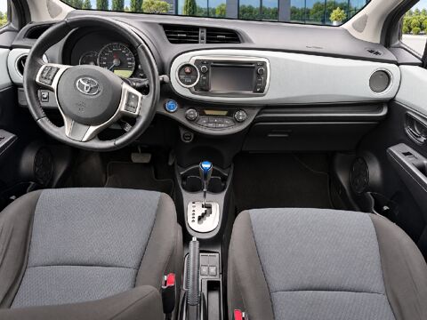 Yaris 1.5 Hybrid Life 2011 occasion 95200 Sarcelles