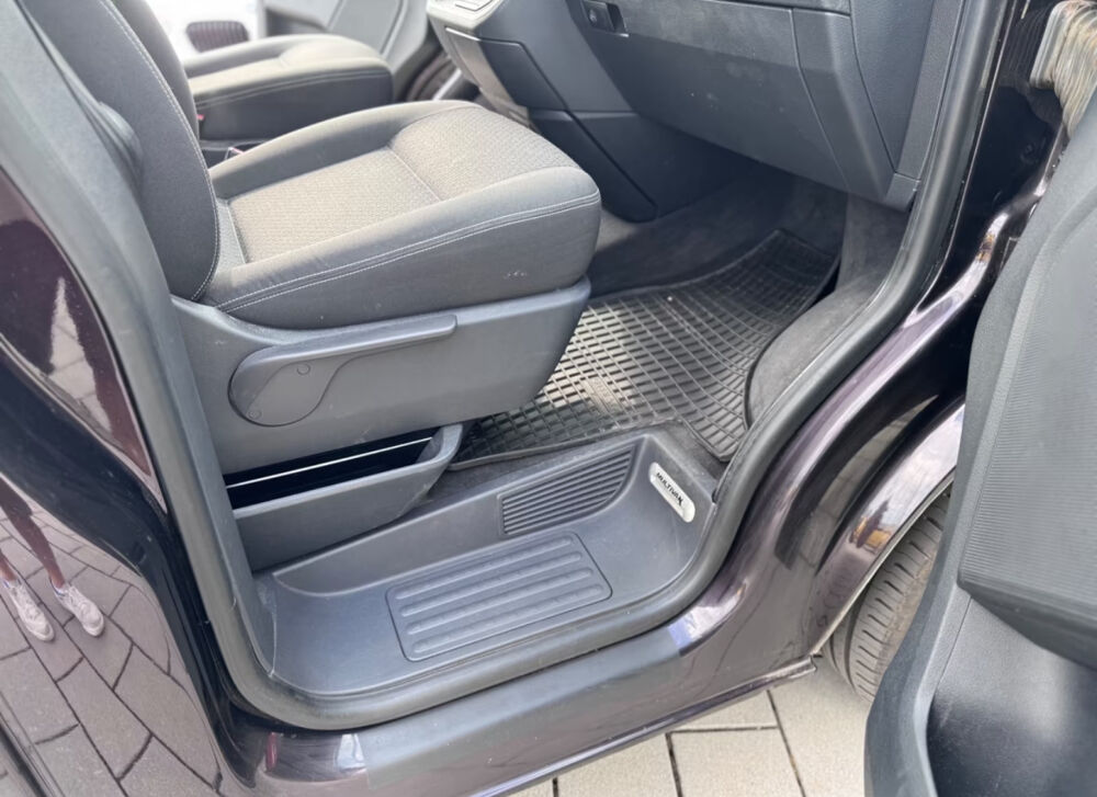 MULTIVAN Multivan 2.0 TDI 150 2017 occasion 85600 Montaigu