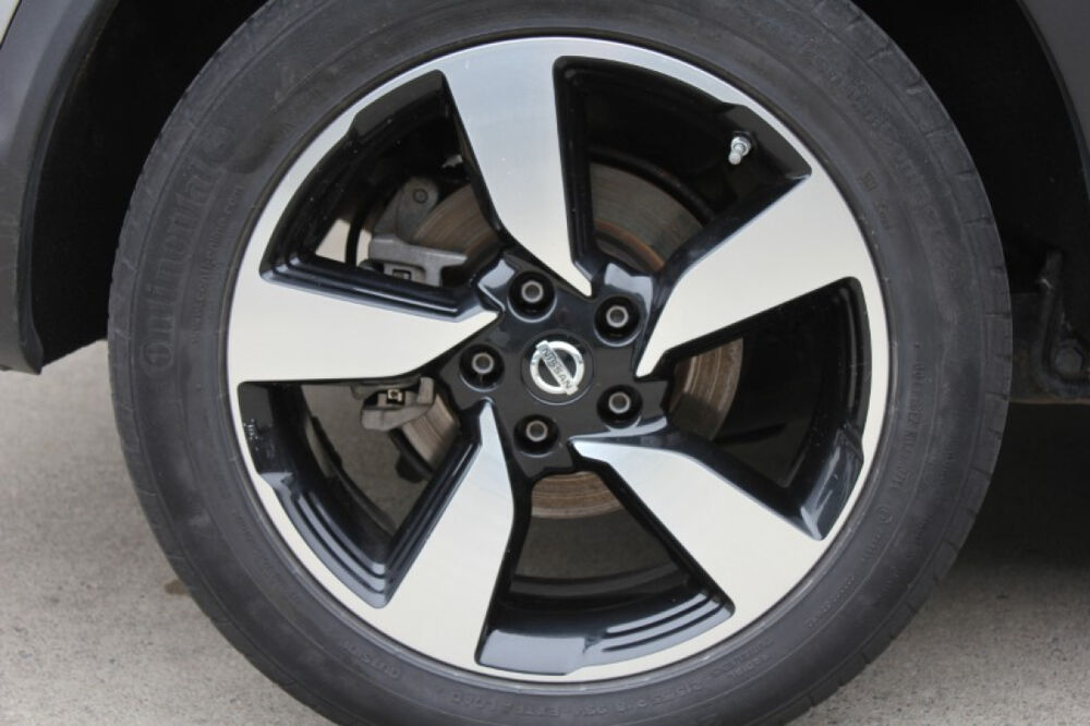 Qashqai 1.2 DIG-T 115ch Acenta TOITPANO/CAM/REGVIT/PARKSENSOR/BLTH/G 2014 occasion 59280 Armenti&egrave;res