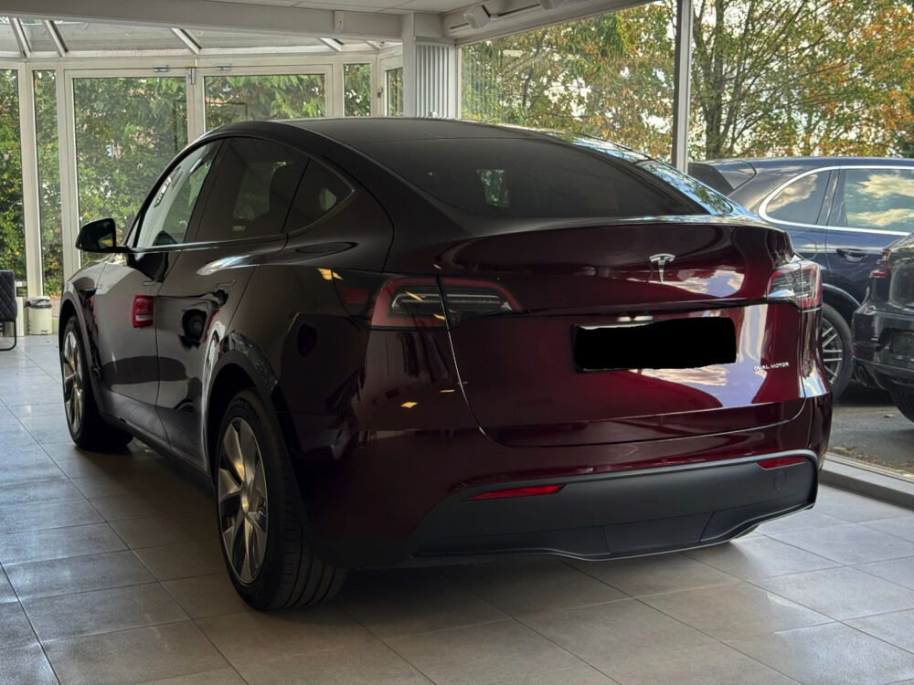 Model Y MODEL Y Grande Autonomie Dual Motor AWD 2024 occasion 85600 Montaigu