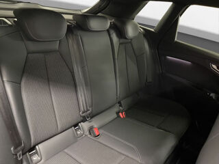 Q4 e-tron 45 quattro 265 ch 82 kW S line 2022 occasion 85600 Montaigu