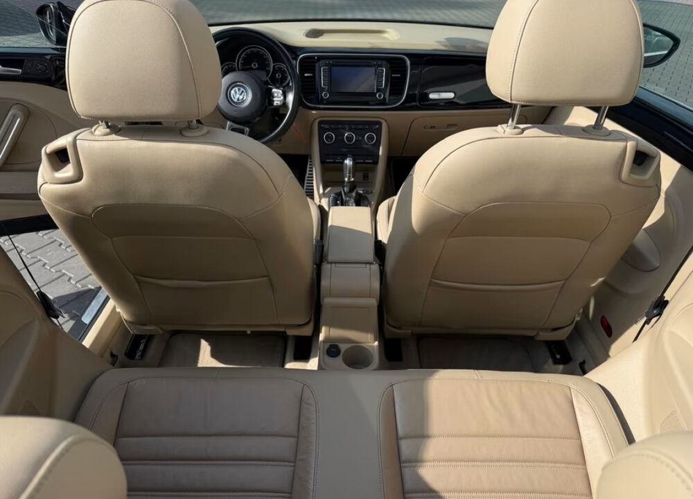 COCCINELLE II Coccinelle Cabriolet 2.0 TSI 210 Sport DSG6 2013 occasion 85600 Montaigu
