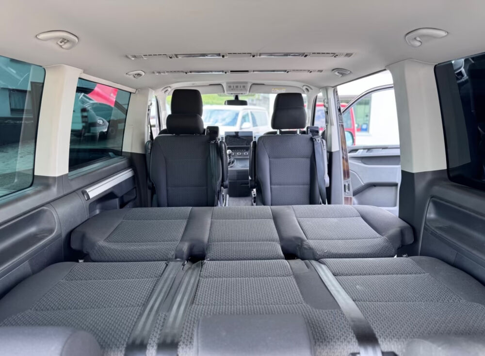 MULTIVAN Multivan 2.0 TDI 150 2017 occasion 85600 Montaigu