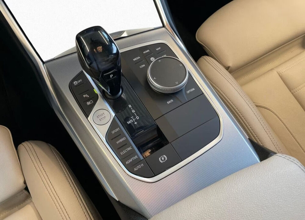 S&eacute;rie 3 Touring 330e 292 ch BVA8 M Sport 2021 occasion 85600 Montaigu