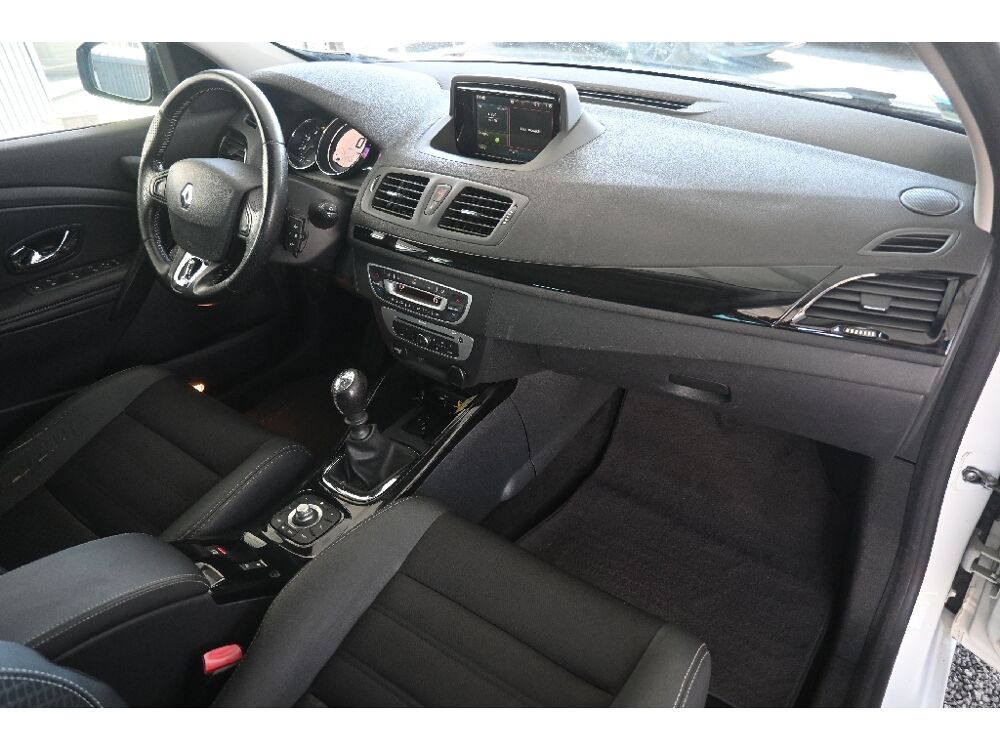 M&eacute;gane III Estate 1.5 dCi 110 FAP Energy eco2 Bose 2015 occasion 63800 Cournon-d'Auvergne