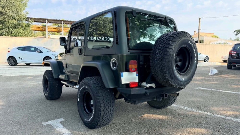 Wrangler 4.0L 177CV Edition Sahara 1998 occasion 30620 Bernis