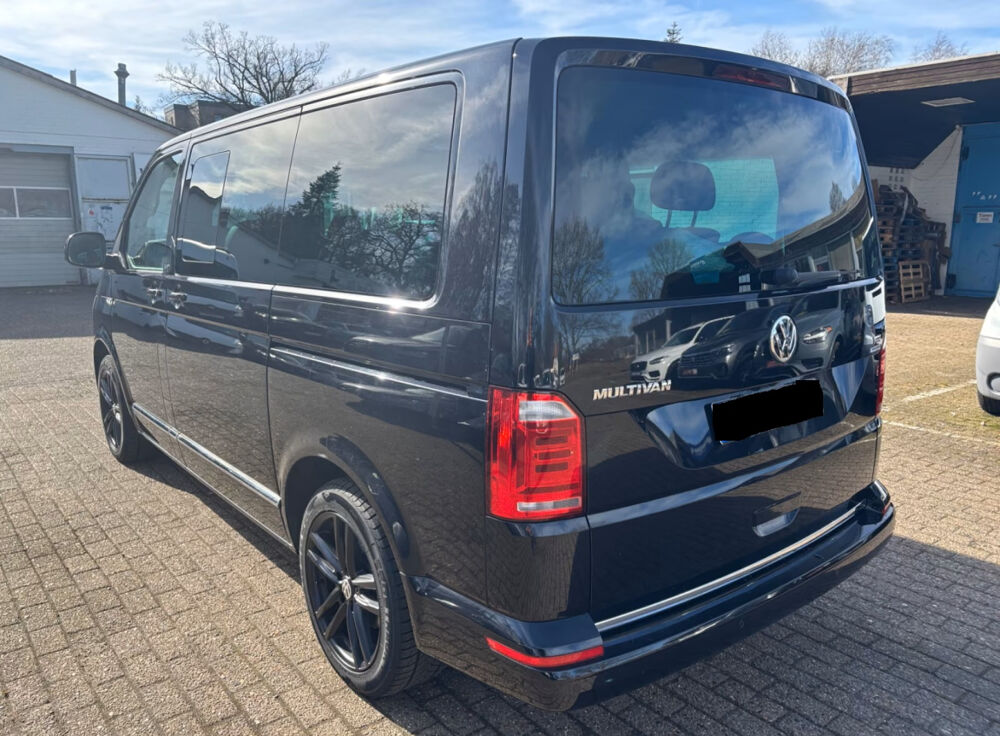 MULTIVAN Multivan 2.0 TDI 150 G&eacute;n&eacute;ration Six 2015 occasion 85600 Montaigu