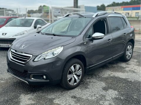 Peugeot 2008 (1.2 PureTech 82ch Style)