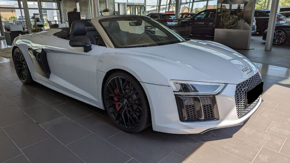 R8 Spyder V10 5.2 FSI 540 S tronic 7 Quattro 2017 occasion 85600 Montaigu