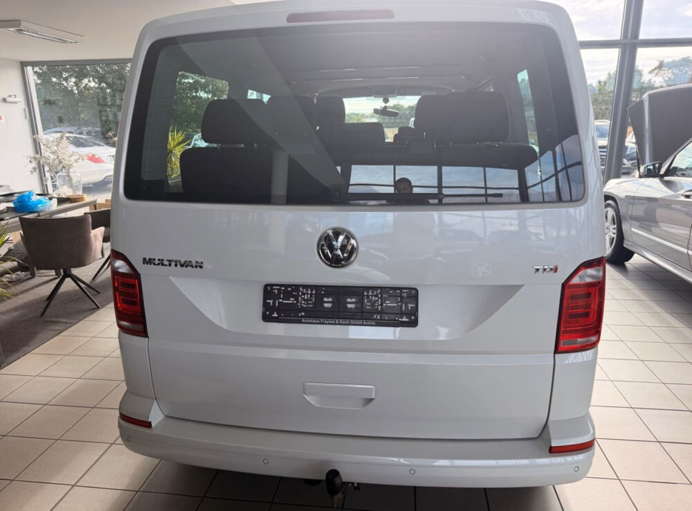 MULTIVAN Multivan 2.0 TDI 150 DSG7 2016 occasion 85600 Montaigu