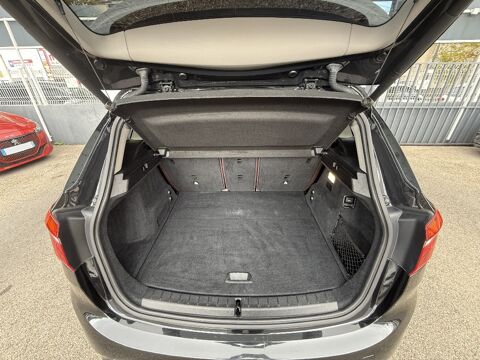 Serie 2 225xe 224ch Luxury 2018 occasion 30000 N&icirc;mes