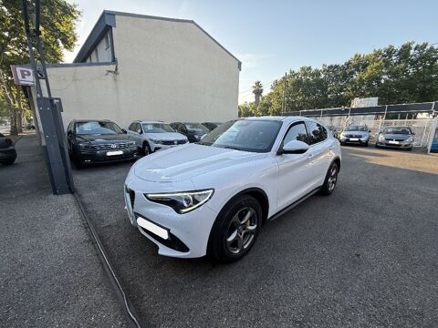 Stelvio 2.2 180 ch AT8 Business 2017 occasion 30000 N&icirc;mes