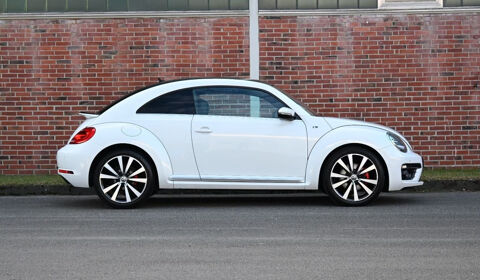 COCCINELLE II Coccinelle 1.4 TSI 160 R-LINE 2014 occasion 85600 Montaigu