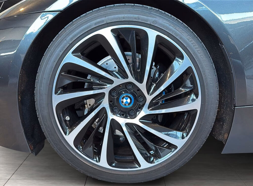 i8 362 ch A 2015 occasion 85600 Montaigu
