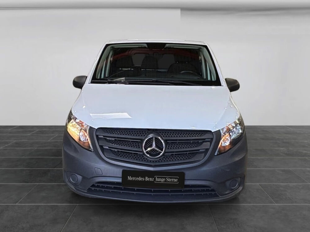 Vito VITO FOURGON 110 CDI LONG RWD FIRST 2022 occasion 85600 Montaigu
