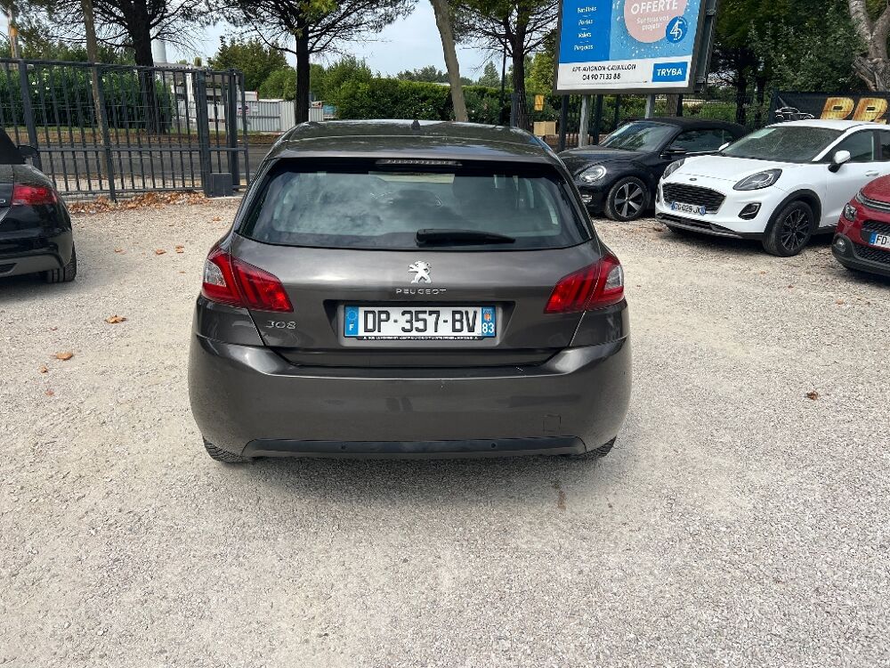 308 110ch BVM5 Allure 2015 occasion 84000 AVIGNON
